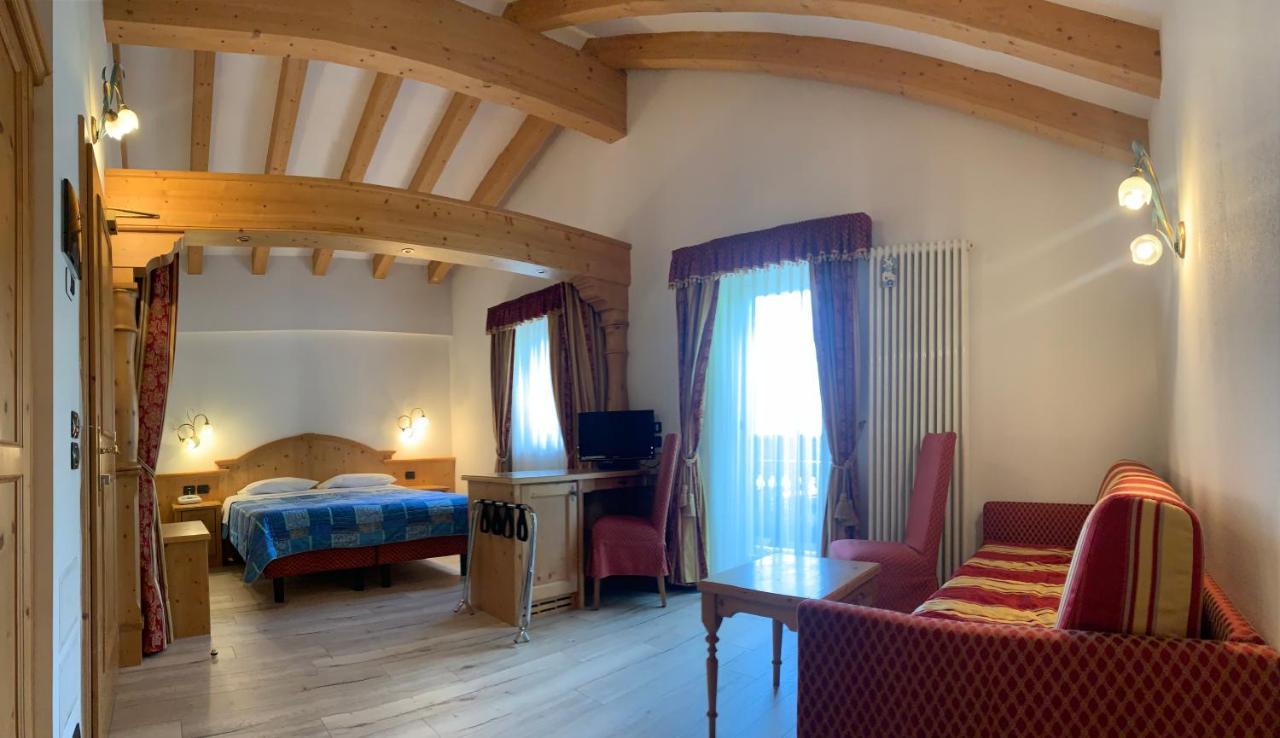 Hotel Laurin Canazei Eksteriør bilde